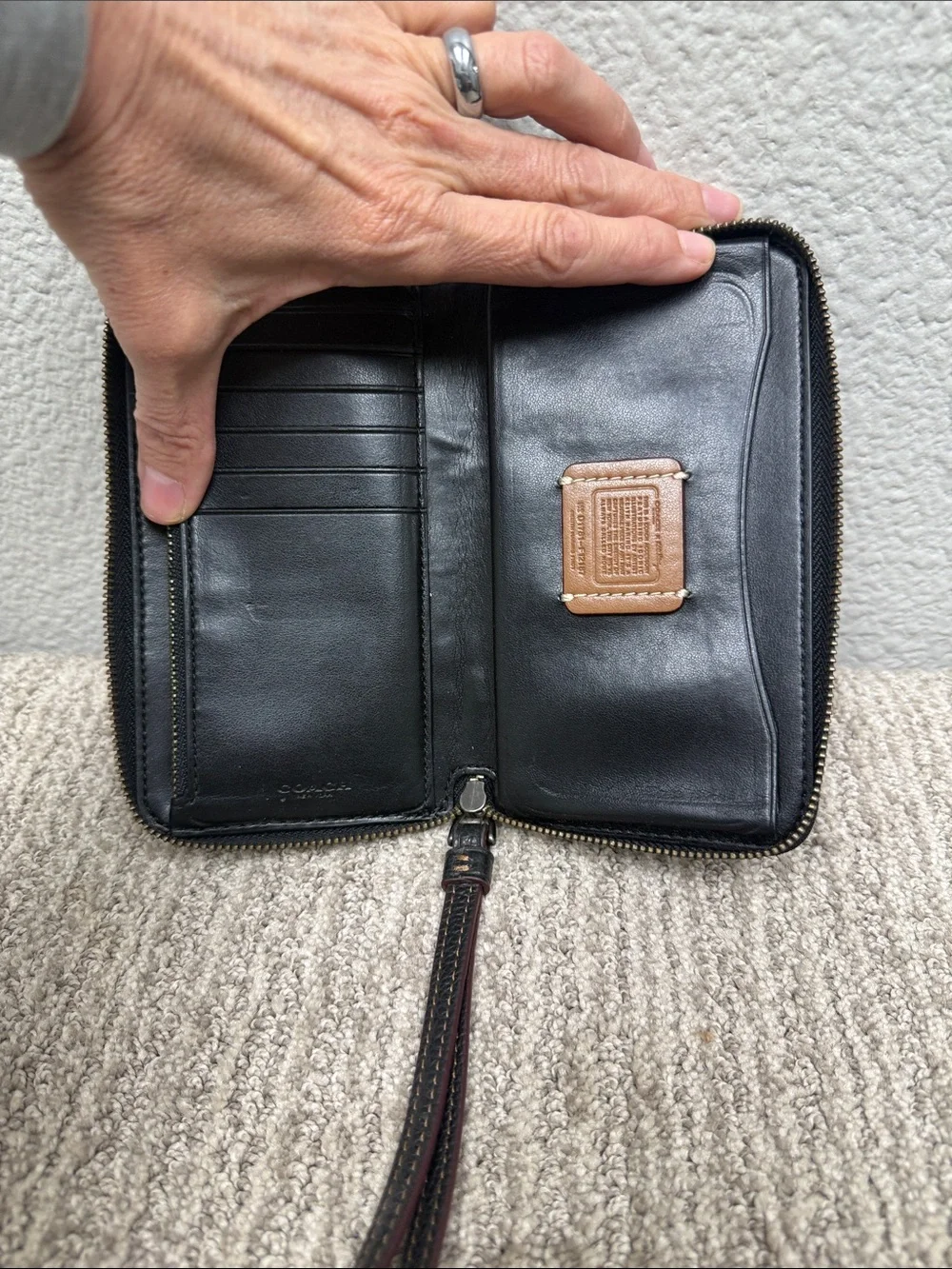 Rare Coach X Black Leather Keith Haring Wristlet Wallet Statue of Liberty